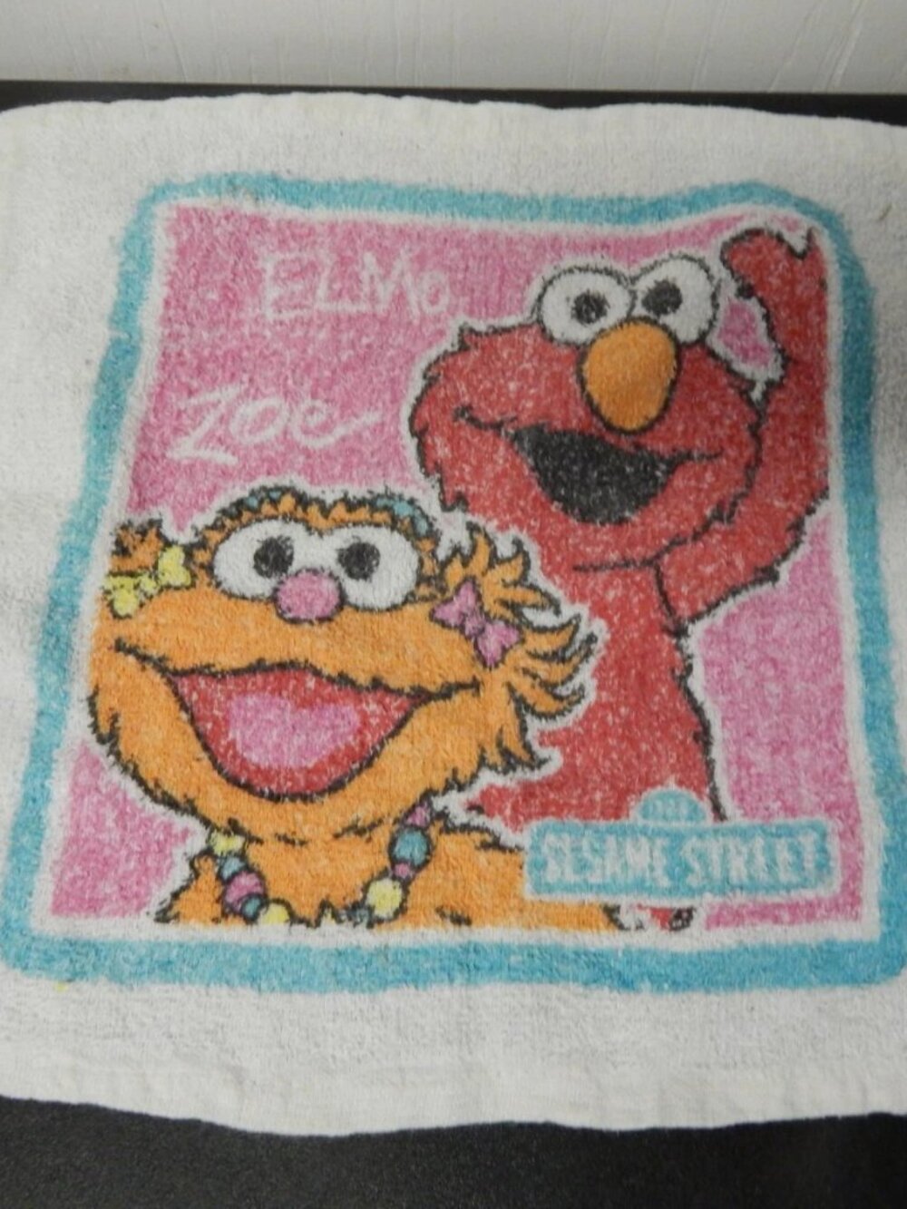 Vintage Elmo & Zoe Sesame Street Toddler Wash Cloth Kids Washcloth